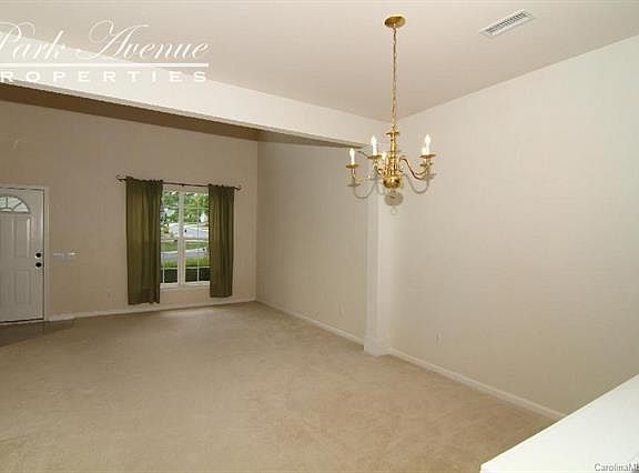 5th image of 6842 Beverly Springs Dr