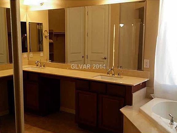 4th image of 7760 Cinnamon Bear Ave