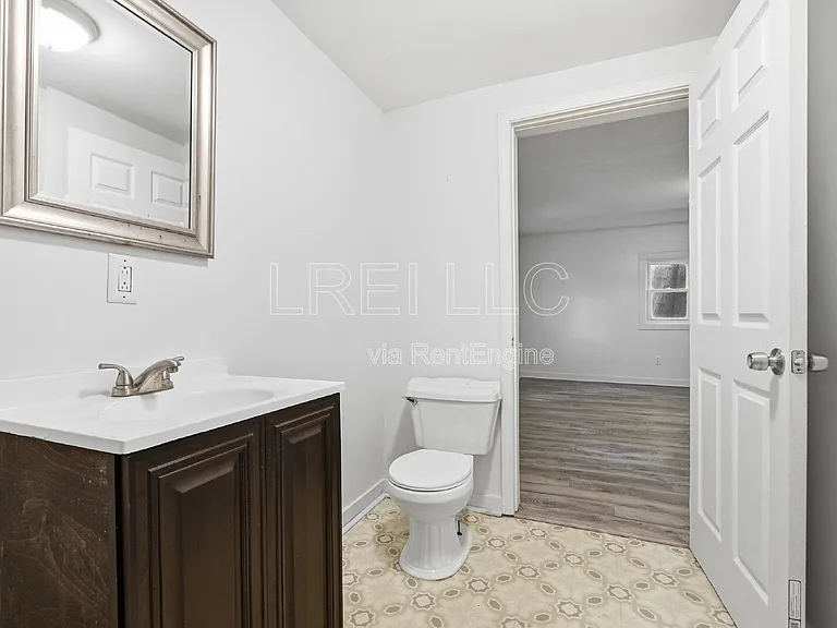 1743 W Hill St #2 — Photo 12
