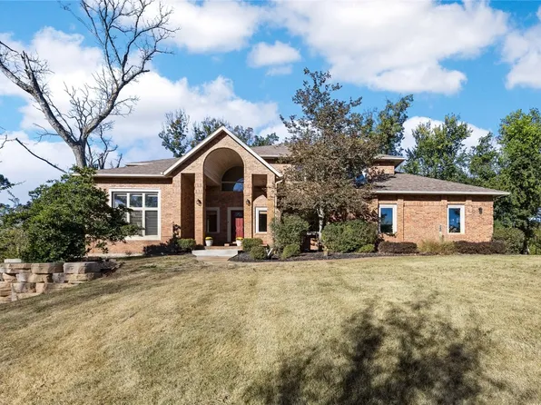 4016 Northfork Dr SE, Cedar Rapids, IA 52403