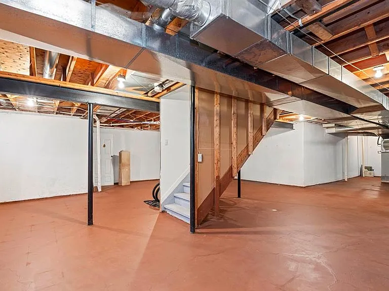 4885 Homestead Dr — Photo 13