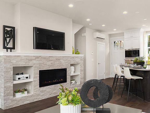 3rd image of 2111 9th Ave W Unit 24