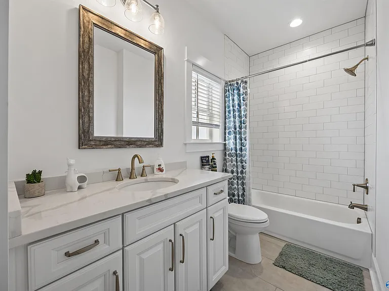 125 Bienville St — Photo 34