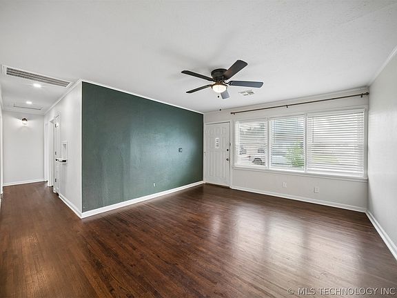 3rd image of 6207 E Newton St
