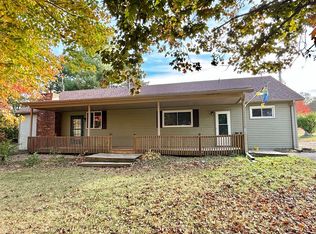 4679 Circle Dr, Heyworth, IL 61745