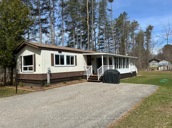 5263 Elliott Side Rd #37, Tay, ON L4R 4K3