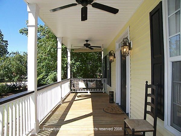 2nd image of 201 Vista Springs Cir