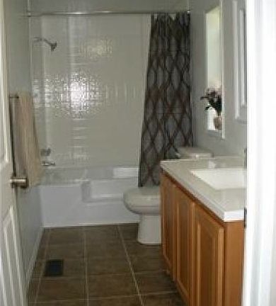 5th image of 4204 NW Heather Ln
