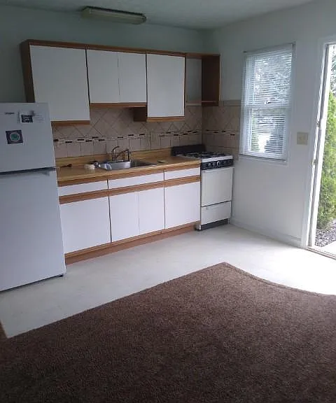 1783 E Main St #12 — Photo 3
