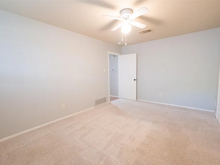 5101 Locke Ave — Photo 10