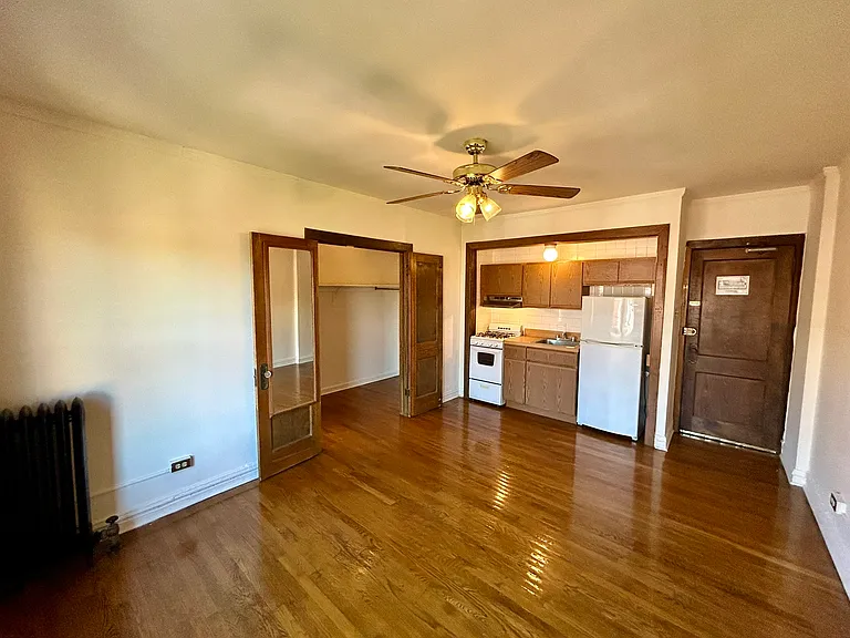 2256 N. Cleveland — Photo 39