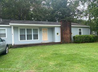 3100 Dantzler St, Moss Point, MS 39563