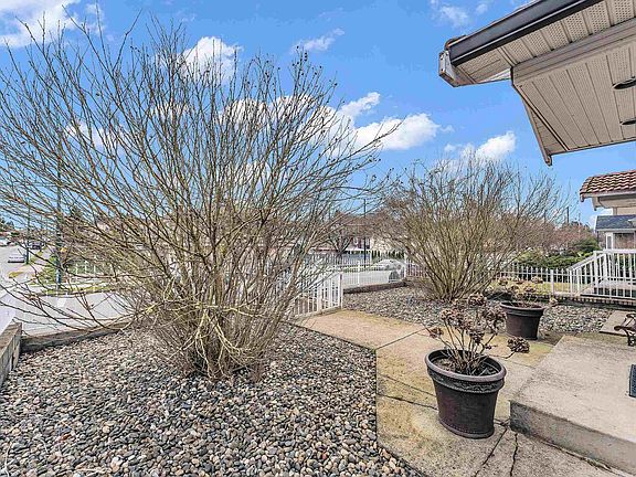 4th image of 2808 Horley St