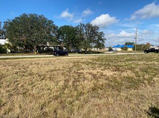 1707 NE 10th Ave, Cape Coral, FL 33909