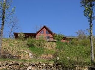 1335 Guynn Ln, Elliston, VA 24087