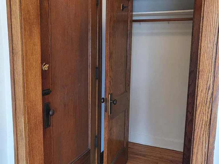 934 Grand Ave — Photo 13