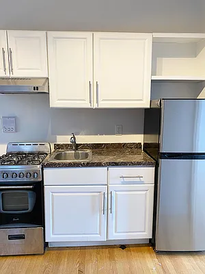 Rented by Waverly Realty Associates | media 17