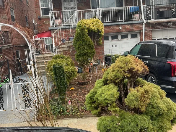 2438 Throop Avenue, Bronx, NY 10469