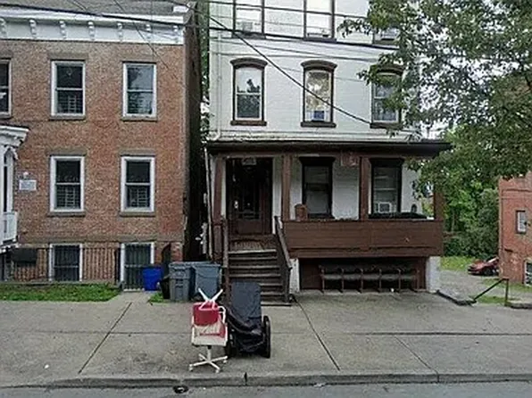 18 Dubois St APT 3, Newburgh, NY 12550