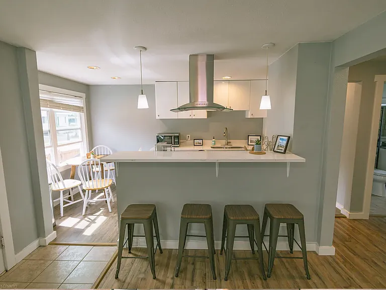 3018 E Denny Way — Photo 9