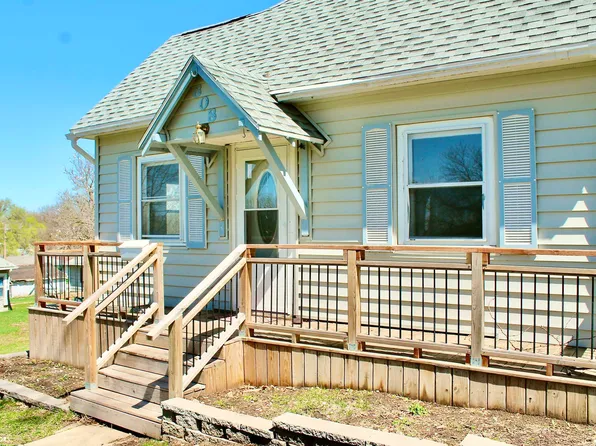 808 Hickory St, Atlantic, IA 50022