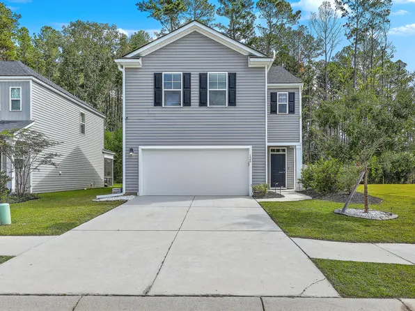 126 Whispering Wood Dr, Summerville, SC 29483