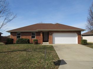 6001 N 9th Ave, Ozark, MO 65721