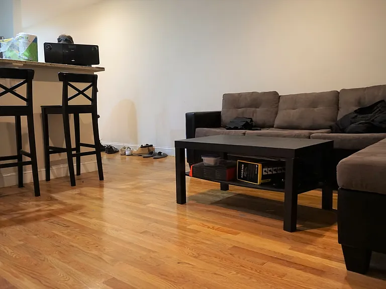 66 Egmont St #6 — Photo 6