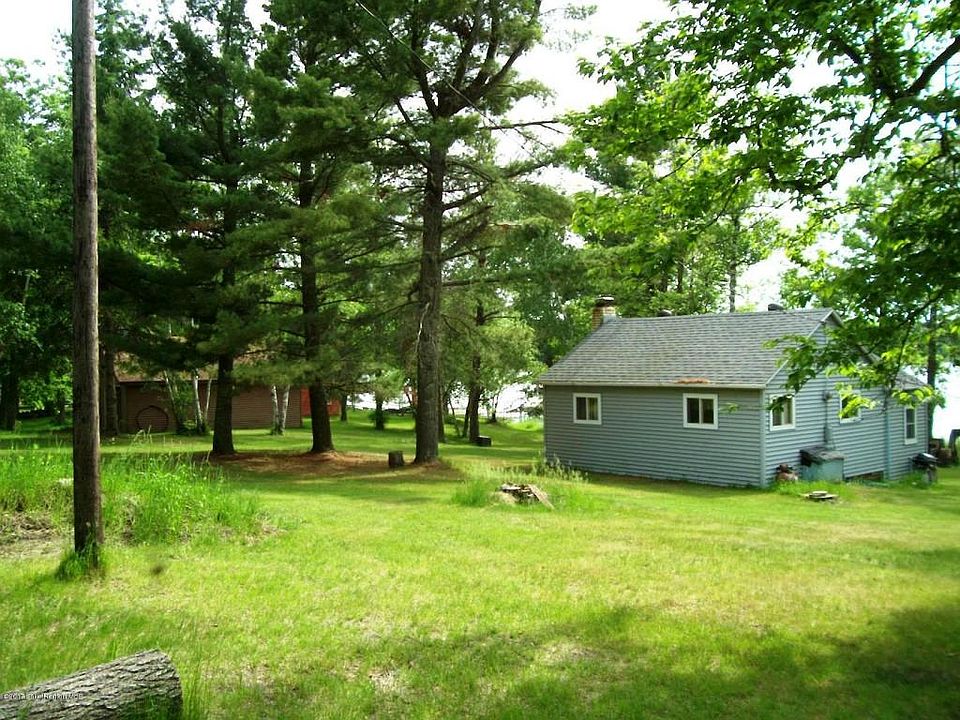 1st image of 20796 400th Ave