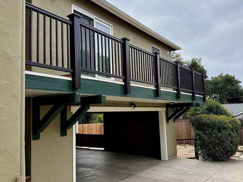 Upstairs Back Unit, No Shared Walls