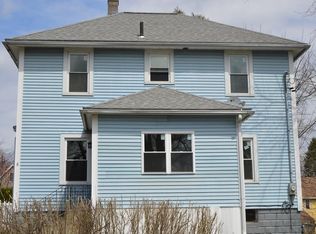 8 Dewey St, Chicopee, MA 01020