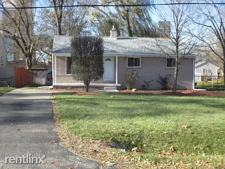 25345 Red River Dr photo 1