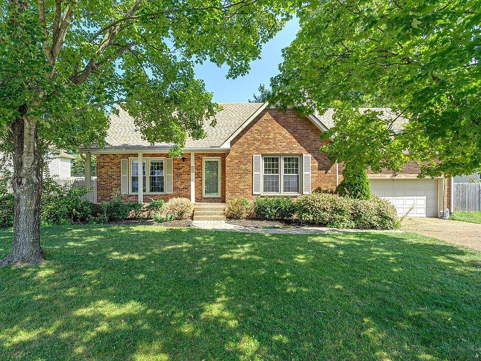 1st image of 1576 Birchwood Cir