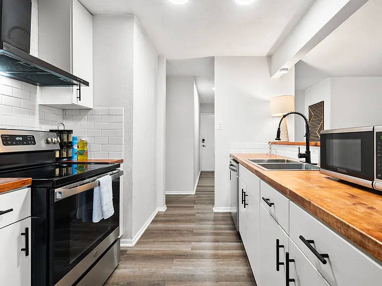 7107 Spring Flower St — Photo 14