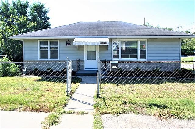 1st image of 1057 Reynolds Ave