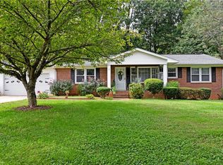 1413 Fleming Rd, Greensboro, NC 27410