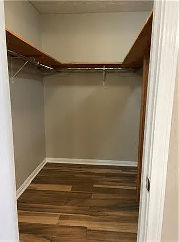 4200 Lake Trail Dr — Photo 10