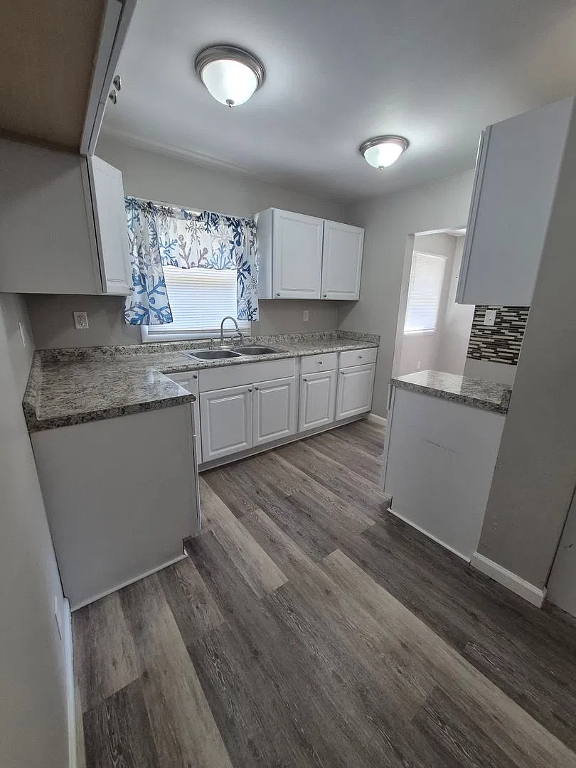Cozy 4 bedroom house! — Photo 3