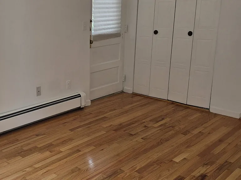 4 Grand St — Photo 13