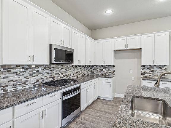 5th image of 3102 Concord Dr