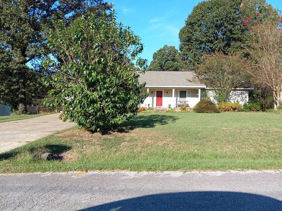 1st image of 10741 Cobblestone Dr