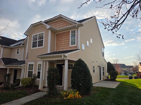 17737 Trolley Crossing Way