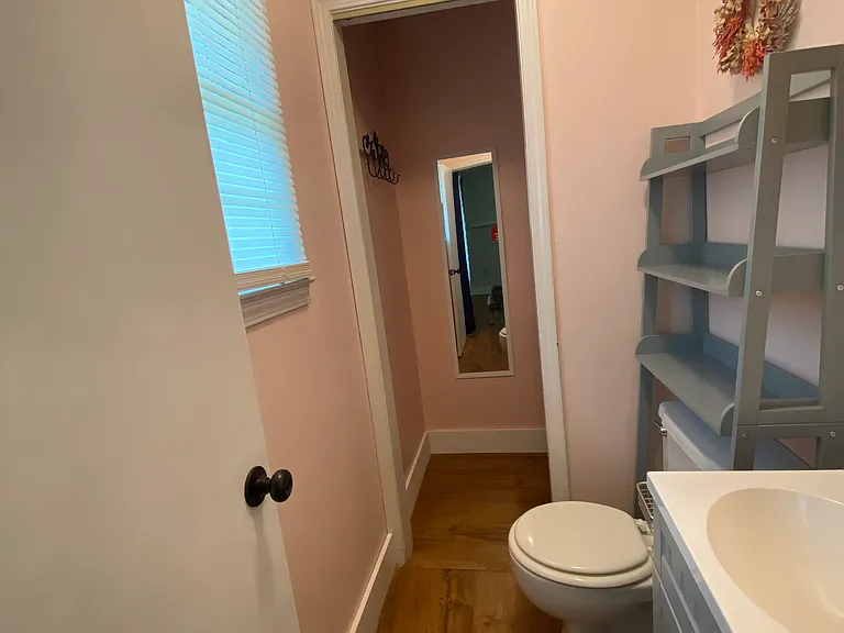 203 Augusta St — Photo 23