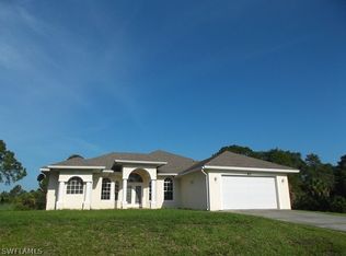 611 Desoto Ave, Lehigh Acres, FL 33936
