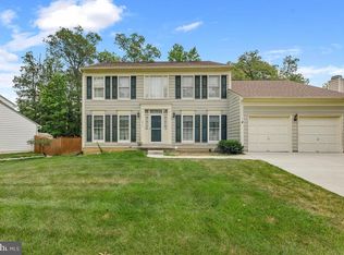 9315 Copernicus Dr, Lanham, MD 20706