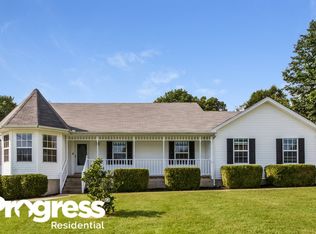 113 Lake Forest Dr, La Vergne, TN 37086