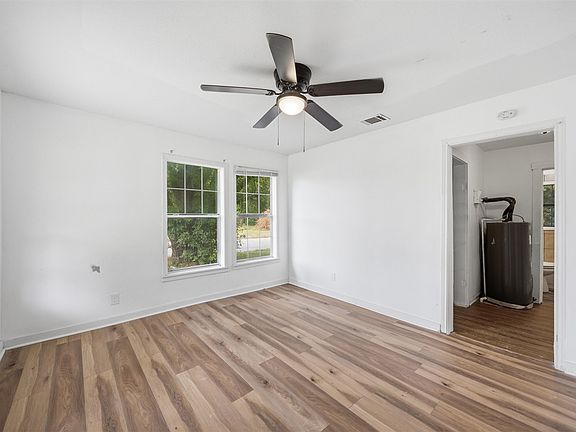 5th image of 1225 Selman St