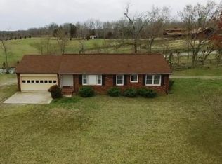 1015 Altamahaw Union Ridge Rd, Burlington, NC 27217