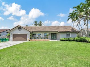 11581 NW 23rd St, Plantation, FL 33323