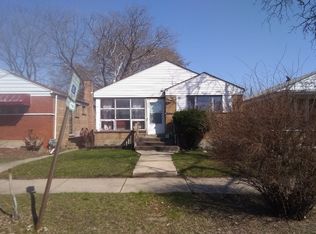 12511 S Winchester Ave, Calumet Park, IL 60827